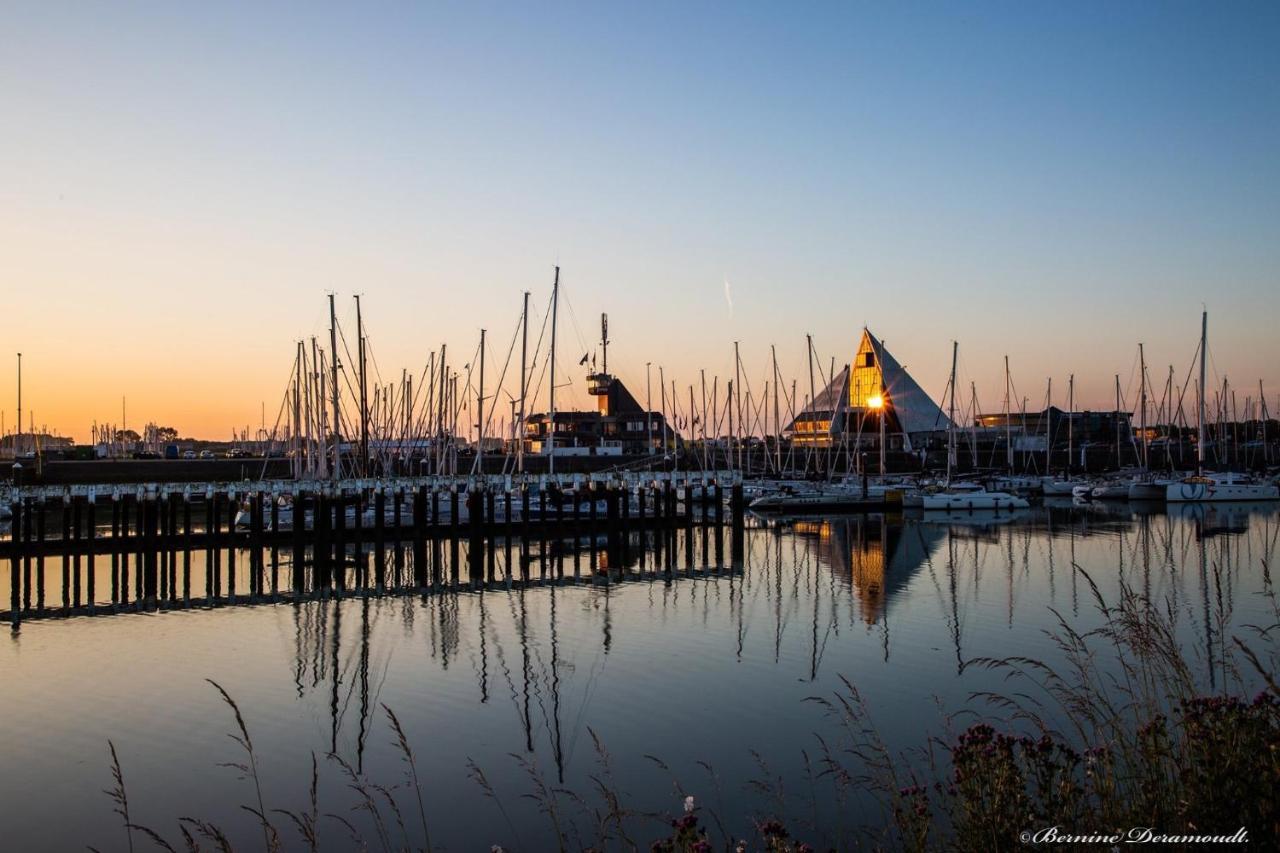 B&B Huize Van Damme Nieuwpoort Exteriör bild